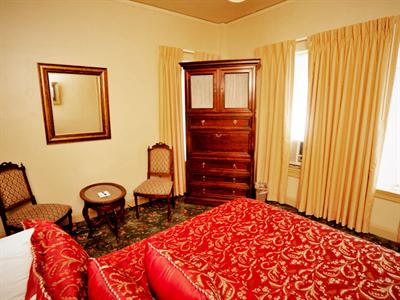 фото отеля The Faust Hotel