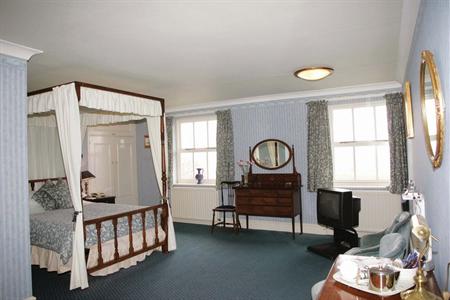 фото отеля BEST WESTERN Lord Haldon Country House Hotel