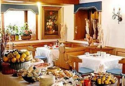 фото отеля Ambra Hotel Cortina d'ampezzo