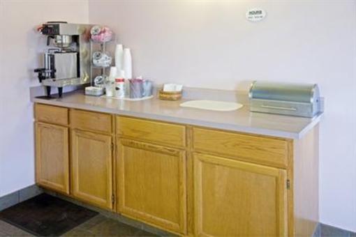 фото отеля Americas Best Value Inn Burlington