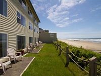 Pelican Shores Inn