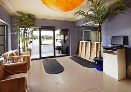 фото отеля Canada's Best Value Inn Richmond Hill