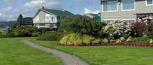 фото отеля The Cedarwood Inn and Suites