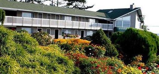 фото отеля The Cedarwood Inn and Suites