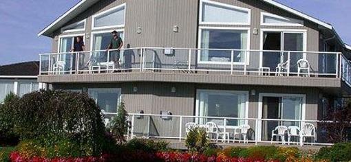 фото отеля The Cedarwood Inn and Suites