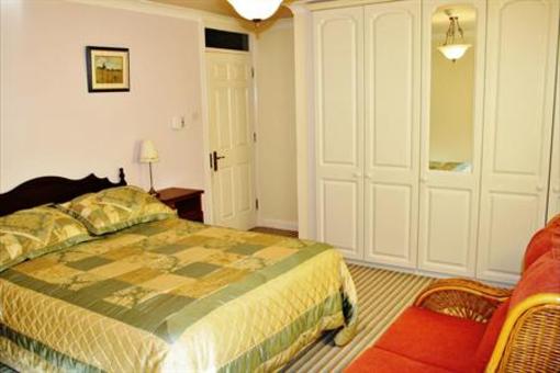 фото отеля Asgard Guesthouse Galway