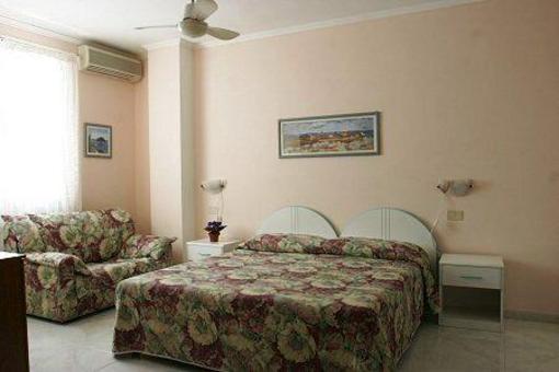 фото отеля Hotel Da Raffaele