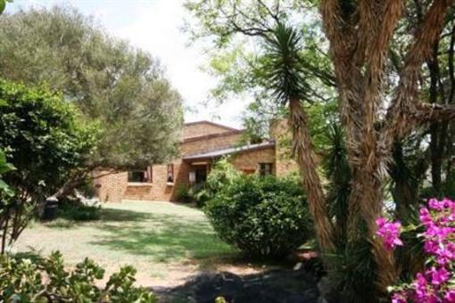 фото отеля Fourways Gardens Guest Estate