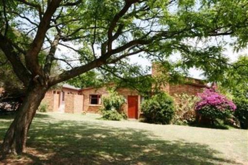 фото отеля Fourways Gardens Guest Estate