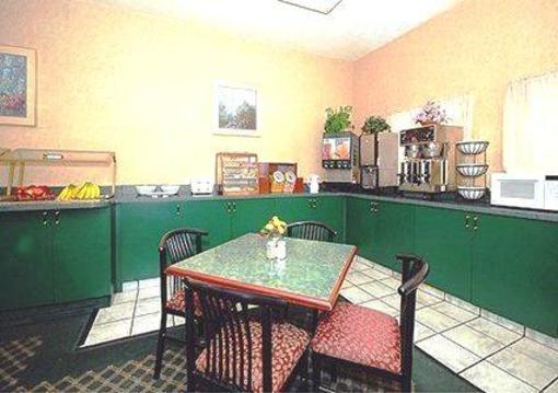 фото отеля Quality Inn Blue Springs
