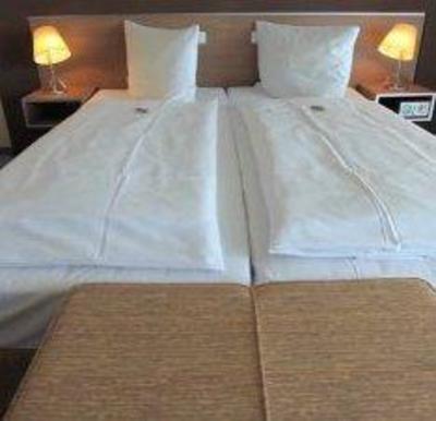 фото отеля Hotel Seeblick Friesoythe