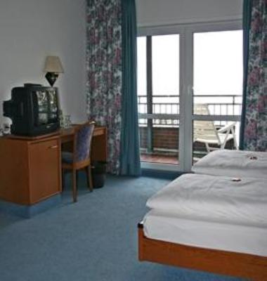 фото отеля Hotel Seeblick Friesoythe
