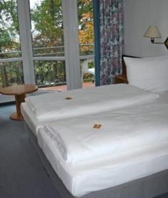 фото отеля Hotel Seeblick Friesoythe