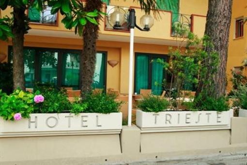 фото отеля Hotel Trieste Riccione