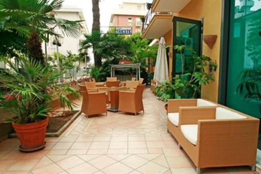 фото отеля Hotel Trieste Riccione