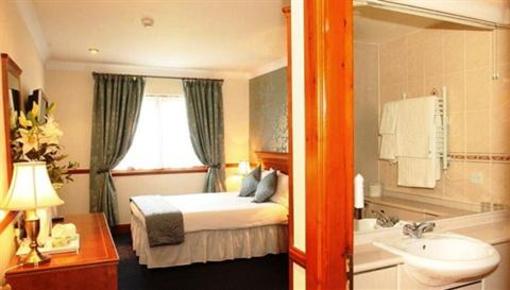 фото отеля BEST WESTERN Woodlands Hotel