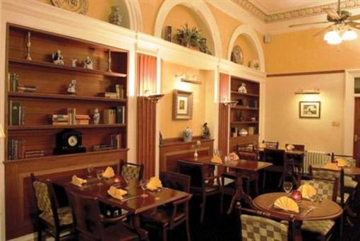 фото отеля BEST WESTERN Woodlands Hotel