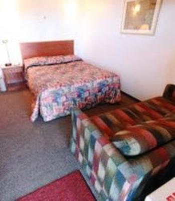 фото отеля Canadas Best Value Inn Lethbridge