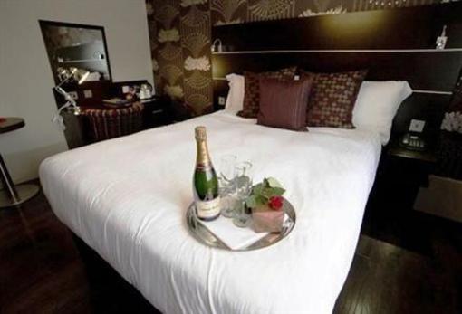фото отеля Ashbourne Hotel