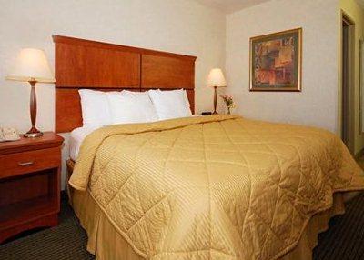 фото отеля Comfort Inn Pierre