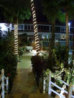 фото отеля Apartamentos Ecuador