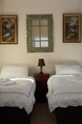фото отеля Crags Hotel