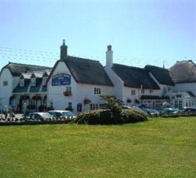 фото отеля Bridport Arms Hotel