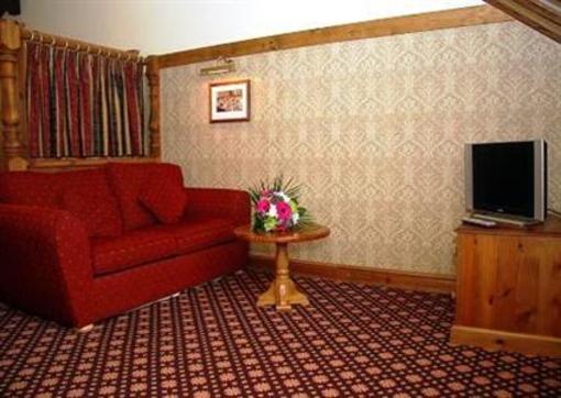 фото отеля Bridport Arms Hotel