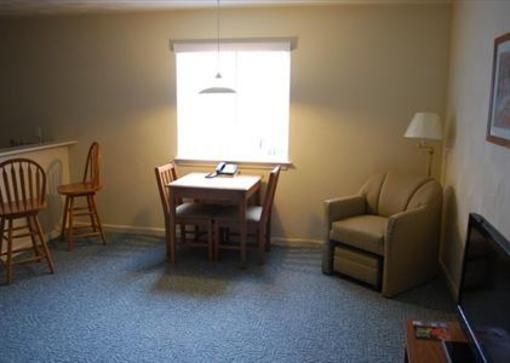 фото отеля Affordable Corporate Suites Waynesboro