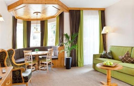 фото отеля Alpenschlossel Hotel St. Martin in Passeier