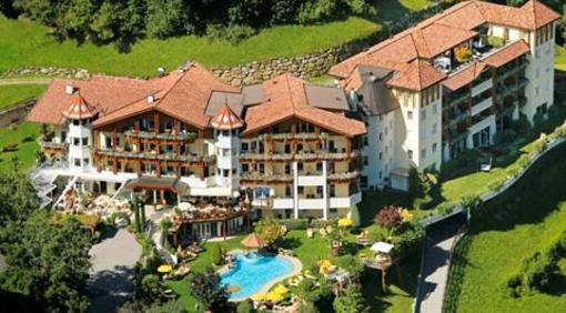 фото отеля Alpenschlossel Hotel St. Martin in Passeier