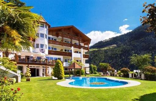 фото отеля Alpenschlossel Hotel St. Martin in Passeier