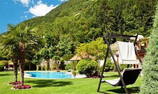 фото отеля Alpenschlossel Hotel St. Martin in Passeier