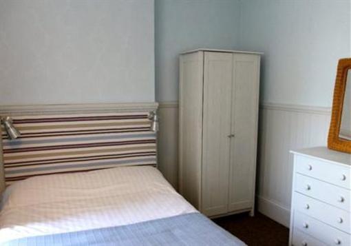 фото отеля Compass Hotel