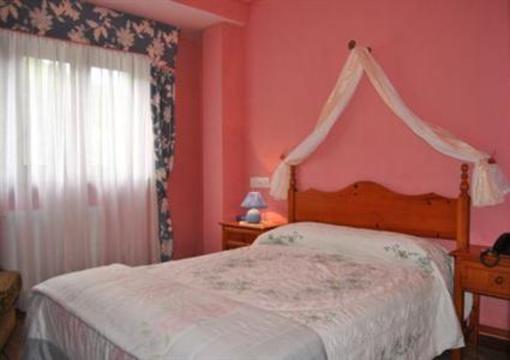 фото отеля Hotel Avelina Cangas de Onis