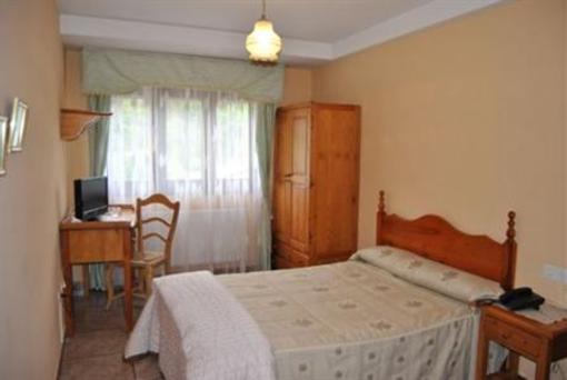фото отеля Hotel Avelina Cangas de Onis