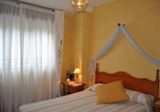 фото отеля Hotel Avelina Cangas de Onis