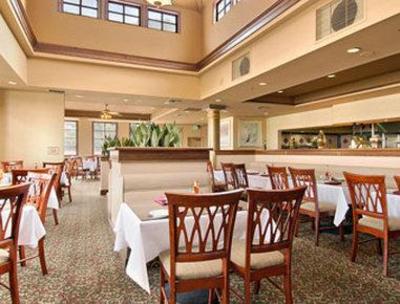 фото отеля Ramada Plaza Hotel LAX El Segundo