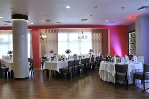 фото отеля Hotel Krosno Nafta