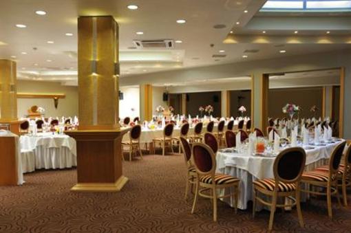 фото отеля Hotel Krosno Nafta
