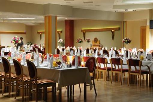 фото отеля Hotel Krosno Nafta