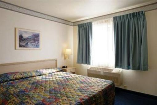 фото отеля Americas Best Value Inn Yosemite-Oakhurst