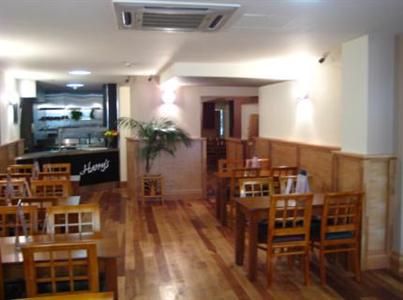 фото отеля Harry's Restaurant Hotel
