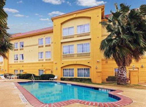 фото отеля La Quinta Inn and Suites Seguin
