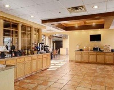 фото отеля Ramada Downtown North