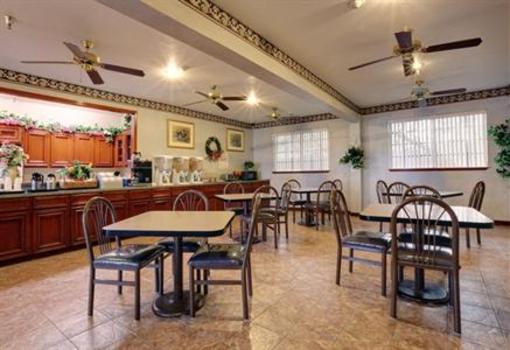 фото отеля Americas Best Value Inn Brownsville (Texas)