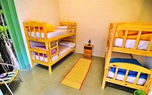 фото отеля Los Jardines Colgantes de Babilonia Hostel Montevideo