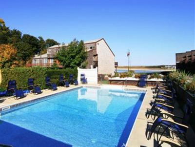фото отеля The Aspinquid Resort Ogunquit