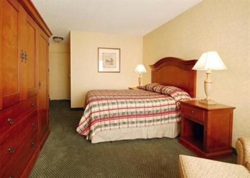 фото отеля Super 8 Motel Glacier International Airport Kalispell
