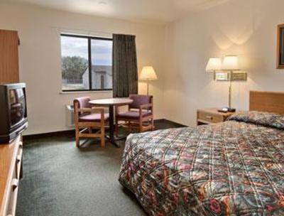 фото отеля Super 8 Motel Glacier International Airport Kalispell